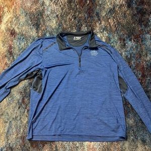 blue pull over